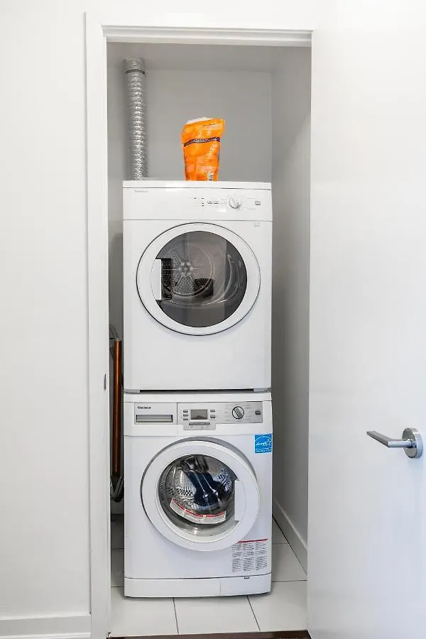 Apartment Stylish 1Br Condo - Cn Tower View, Entertainment District-Downtown Toronto