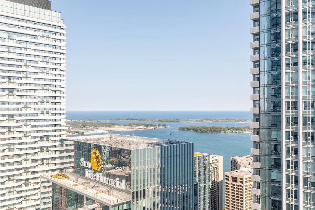 Stylish 1Br Condo - Cn Tower View, Entertainment District-Downtown Toronto Apartment
